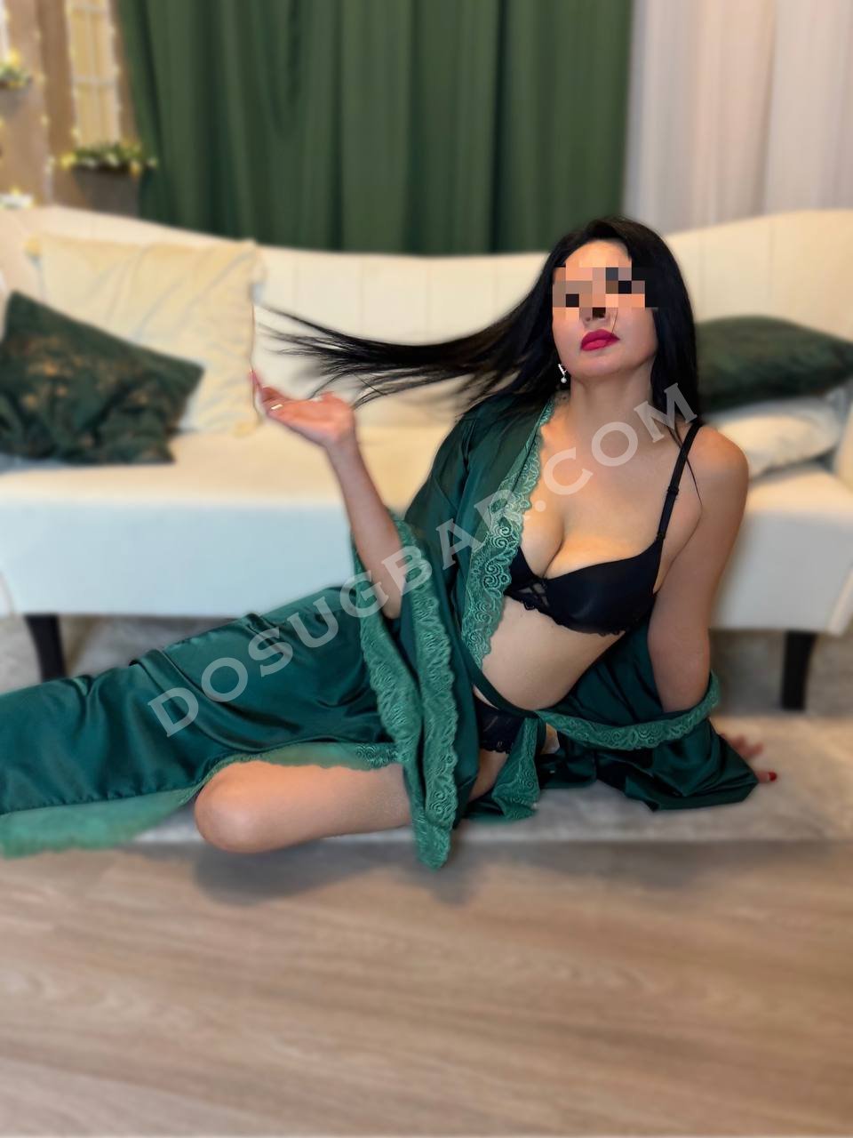 Нина, 38